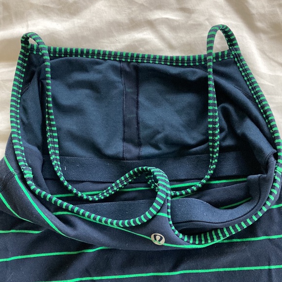 Lululemon power Y tank in navy and green - Picture 6 of 6